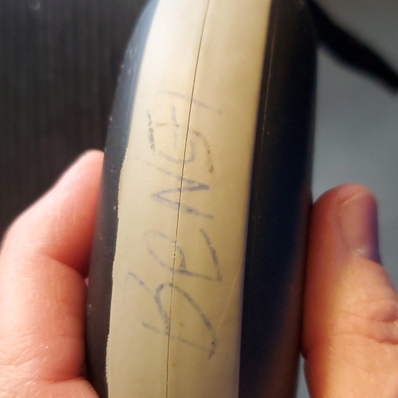 RETRACTABLE TAPE LEASH - Picture 2 of 2